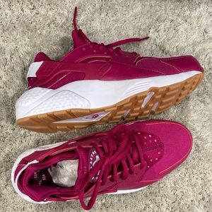 Nike Women’s Huarache